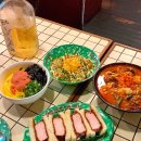 줄 서는 식당 분식 어묵튀김 육회김밥 돈까스샌드 육개장 라면 위치 어디 압구정 맛집