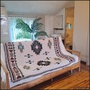 돌담 너머 하늘 | 친구와 제주 감성 가득한 독채 여행, 제주도 독채펜션 돌담너머집 돌담점 후기