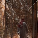 Jean Nouvel reveals cave hotel in Saudi Arabia&#39;s AlUla desert 이미지