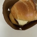 뚜레쥬르 빵 추천 : 리얼브라우니 쇼콜라생크림 앙버터소금버터롤 후기