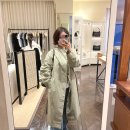 주식회사 내꺼 | 폴뉴아 도산플래그십스토어 매장 오픈 후기 압구정 구경할만한곳 추천 안토스백 옹드백 착용