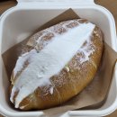하늘이앤씨 | 토끼네 부엌' 우유 생크림 소금빵 · 버터떡 · 후추 에멘탈 소금빵 · 고메 소금빵 내돈내산 솔직 후기!🥐