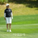 차분히,