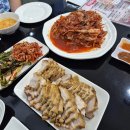 산내들식당 | 호치민 7군 신상 식당 후기(우나기쇼쿠도, 산내들식당, 아워테이블, 민트앤폴)