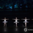Performance theater 이미지