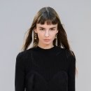 단발머리 이미지