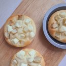 브레드앤밀대전송촌점 | 통감자크림치즈빵 (+ 엘르앤비르크림치즈 사용후기)