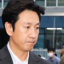 3억5000만원 뜯겨 이선균이 고소한 유흥업소 女실장 기소 기사 이미지