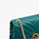 메트로시티 여성 이미지