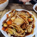 마산합포도서관 앞 이미지