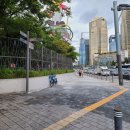 사거리 조형물 이미지