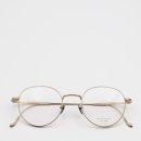 우즈 아이웨어 이미지