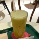 화이트브릭 | 신당 카페 디저트 맛집 화이트브릭야드 재방문 후기