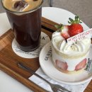 돼지왕국 | 겨울왕국 몽탄