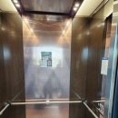 푸른마을동익아파트(19577) | 세 들어 살다 이전 중 엘리베이터 벽 찍힘 스크래치는 복원으로 해결...