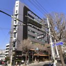 신사역 5번출구 앞 횡단보도 이미지