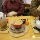 카페모퉁이 이미지