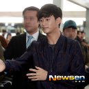 출국하는 김수현 추워서 오들오들 이미지