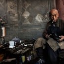 [사진여행] Street Cobbler, Mongolia 이미지