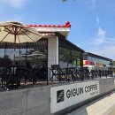 망상 | 동해 망상 해수욕장 지구인커피 소금빵 흑임자커피 후기