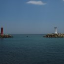 바다와하얀등대 이미지