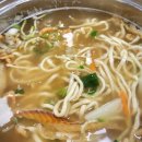 황태칼국수 이미지