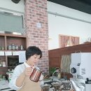 까페 아지트 이미지