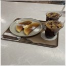 리띵커피 이미지