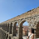 중동교회 우측 | 스페인 여행| 마드리드 근교 여행 후기 🌿 톨레도 &amp; 세고비아 당일 투어 및 세고비아 코치니요 맛집...