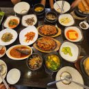 토담 한정식뷔페 이미지