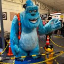 주식회사 엘리트코리아 | 수원 디즈니 소품샵 행궁동 핫플 스모어팩토리 방문 후기