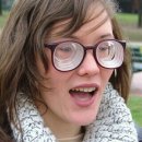 더스토리안경 이미지