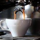 전문가들이 말하는 ‘속 안 쓰린’ 커피 마시는 법 3가지 이미지