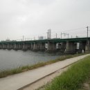 한강둔치길 이미지