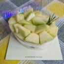 061케이크 | 투썸 멜론생 후기 🍈 초신상 과일 생크림 홀케이크 솔직 후기