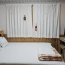 고향의 기와집 이미지