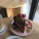 드릴 타임 | [부산/전포] 사진 찍기 좋은 예쁜 카페 어바웃타임, 하지만 케이크는.. 실망한 솔직 후기