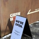 제일그린 | [cafe] 구멍에서 젤라또가 나온다!? 뚝섬역 카페 중 제일 신기한 ‘그린홀’ 성수 디저트 후기