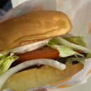 씨유약대행운점 | 덜 익은 봄 한 입 02.23