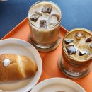 [기흥] 소금빵이 맛있고 예쁜 카페 투프커피바(TWOF COFFEE BAR)