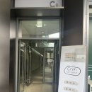 네일하우스 입구