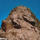 세계에서 가장 큰 바위 조각품 이미지