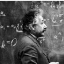 [11월 5일의 역사] 1916년 - 알베르트 아인슈타인은 독일의 과학학술지인 '물리학 연보'에 일반상대성이론을 발표 이미지