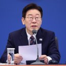 李, 생리대 이어 교복 겨냥…“60만원 육박하는게 온당한가” 이미지