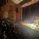 책 읽어주는 마술사 이미지