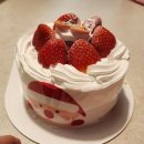 수원-1218 | 수원 영통 케이크 맛집 에트르 : 예약 필수! 생크림 폭탄 딸기 케이크 솔직 후기