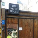더 브릭 하우스 이미지