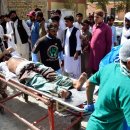 파키스탄 자폭 테러로 최소 52명 사망 이미지
