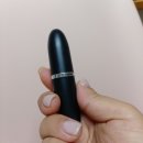 811 | 맥 새틴 립스틱 811 맥 레드 후기｜한 번 바르면 분위기가 달라지는 클래식 레드 립