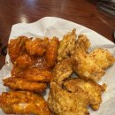 치킨히어로 | 굽네치킨 신정3동점 방문 후기 (양념히어로 + 오븐바사삭 반반 순살)